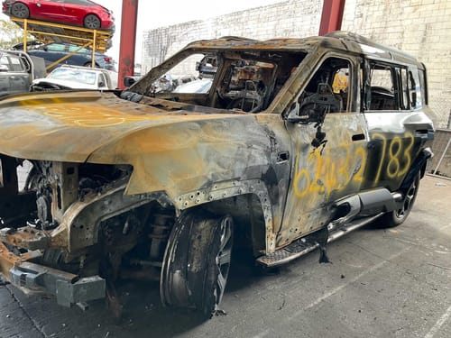 slide-items-3