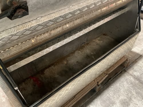 slide-items-3
