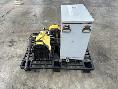 slide-items-2
