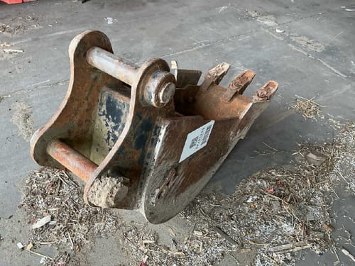 slide-items-3