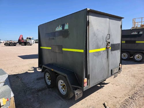 slide-items-4