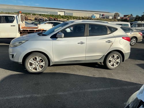 slide-items-3