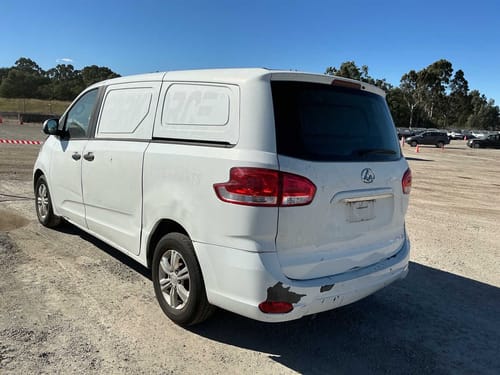 slide-items-4
