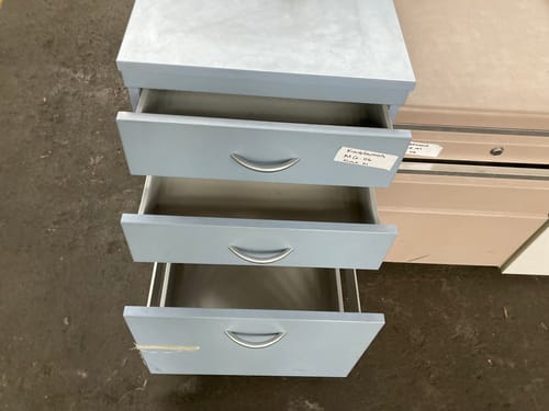 slide-items-2