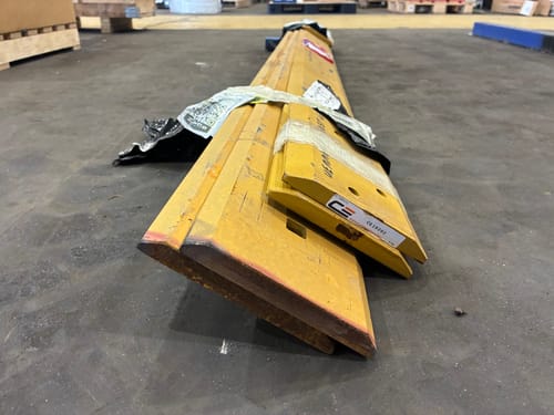 slide-items-3