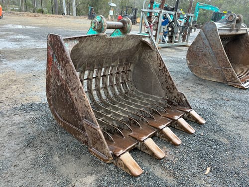 slide-items-0