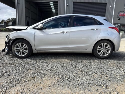 slide-items-3