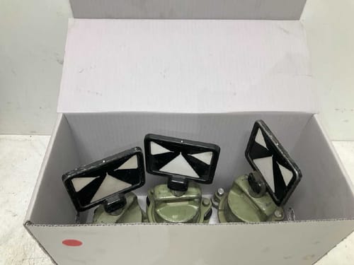 slide-items-3