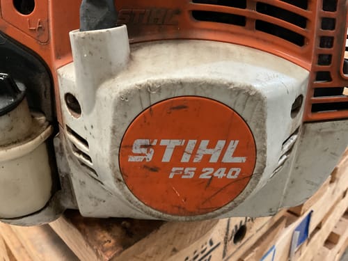 slide-items-3