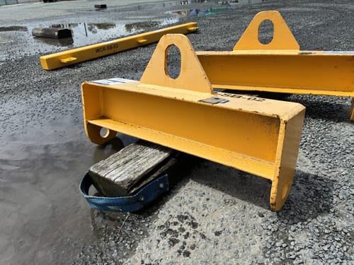 slide-items-2