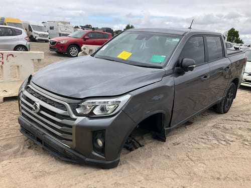 slide-items-2