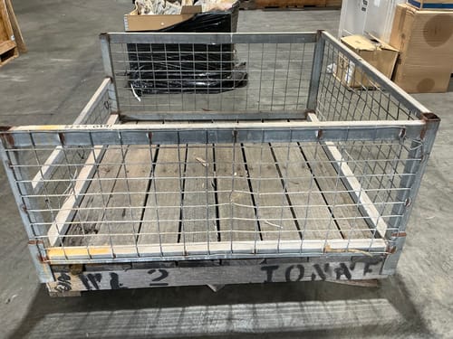 slide-items-3