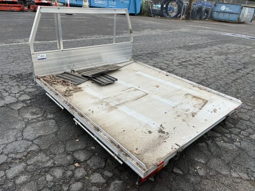 slide-items-0