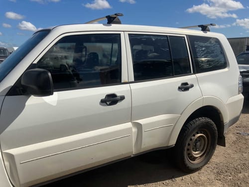 slide-items-3