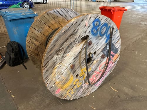 slide-items-0