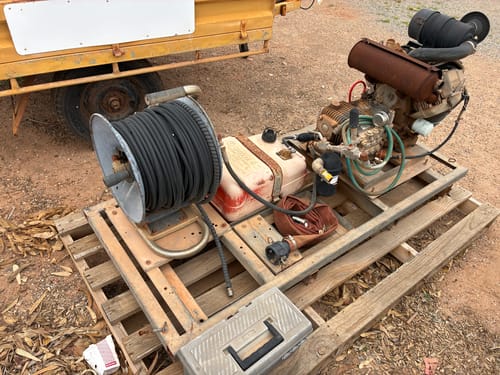 slide-items-2