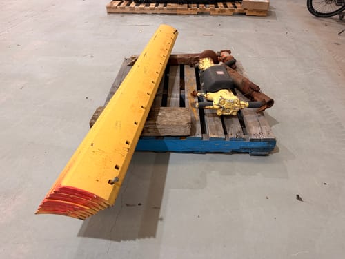slide-items-3