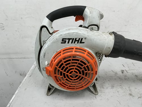 slide-items-3