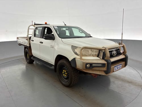 2019 Toyota Hilux - GUN126R SR Cab Chassis Double Cab 4dr Spts Auto 6sp 4x4 1045kg 2.8DT