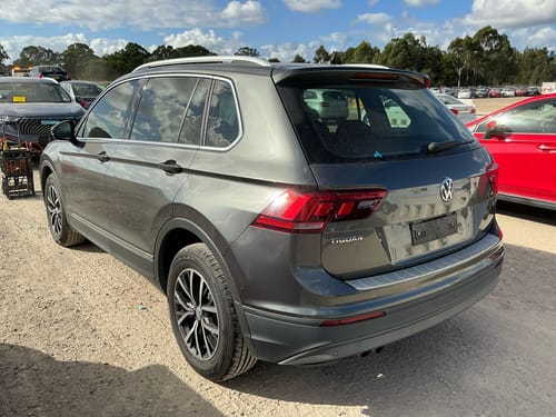 slide-items-4