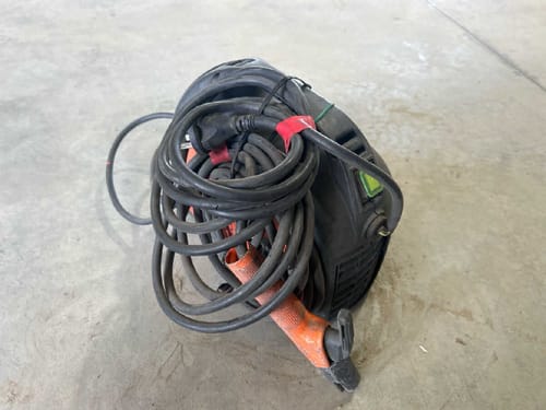 slide-items-3
