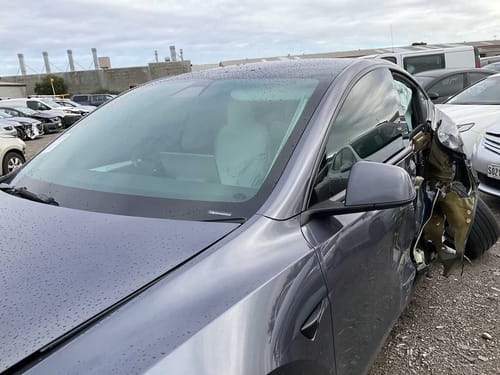 slide-items-3