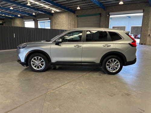 slide-items-3