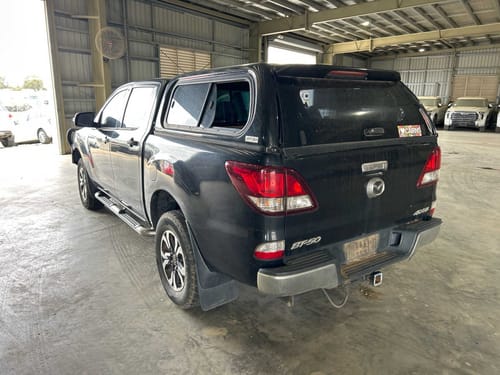slide-items-4