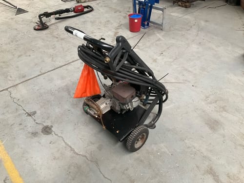 slide-items-3