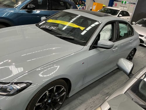 slide-items-3
